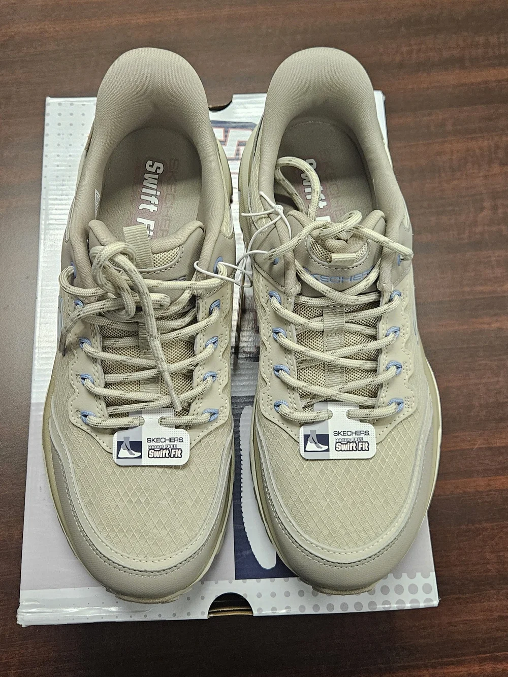 Skechers Women’s Swift Fit D'LUX Journey Hiking Sneakers - Light Beige